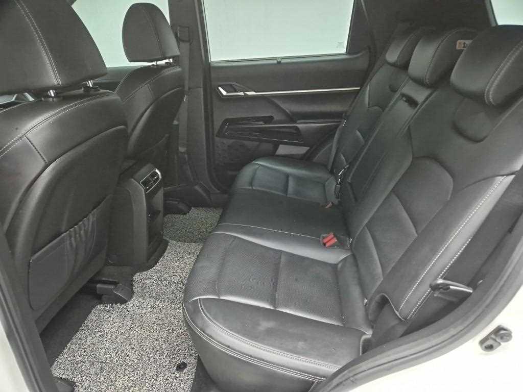 Ssangyong Torres - Vista 12