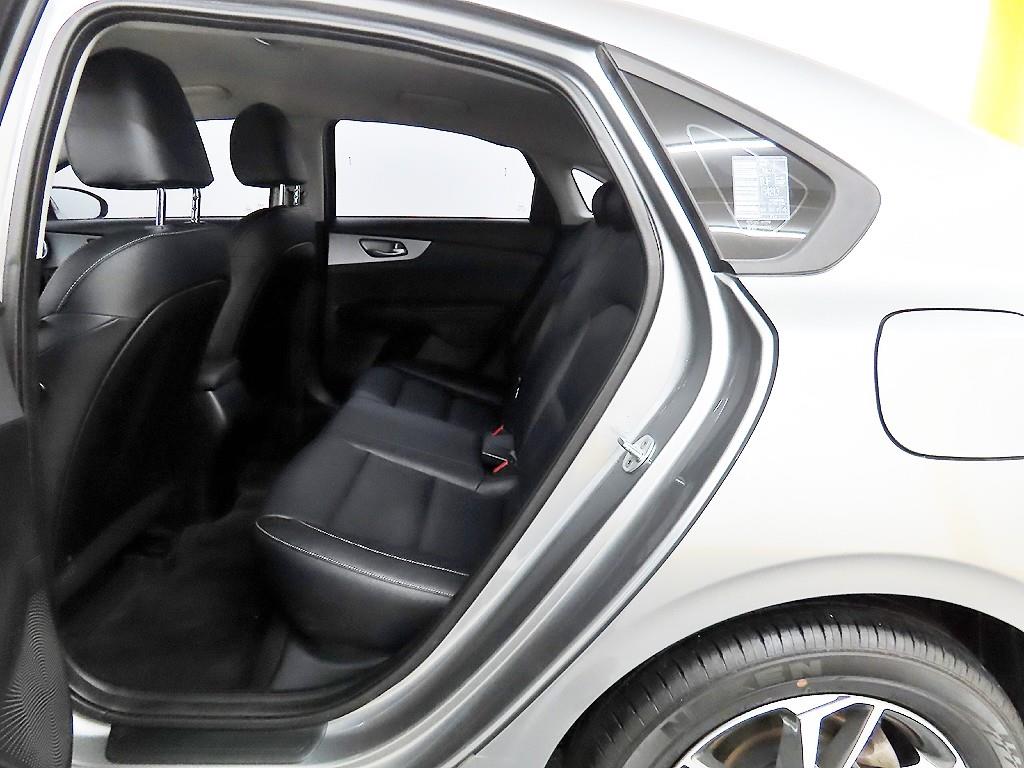 KIA K3 2022 Gris - Importación desde Corea - HF Imports Iquique - Foto 19