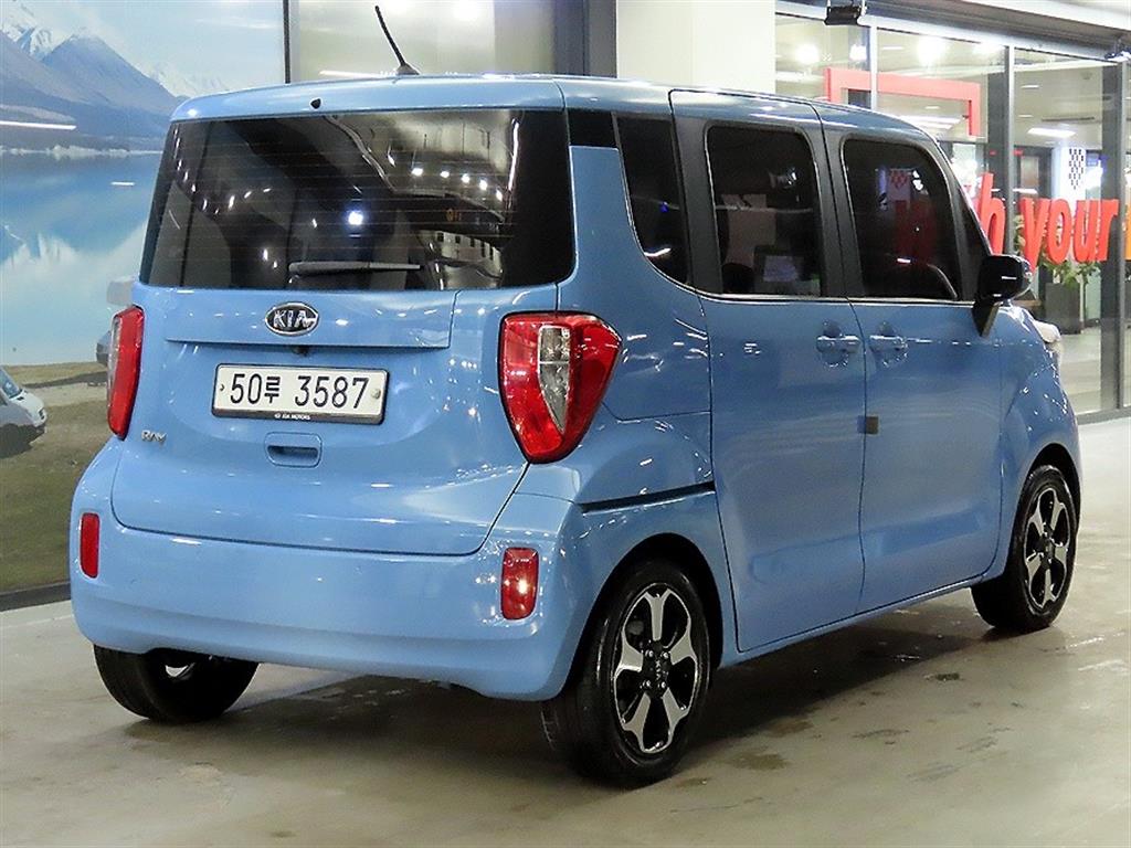 KIA Ray - Vista 4