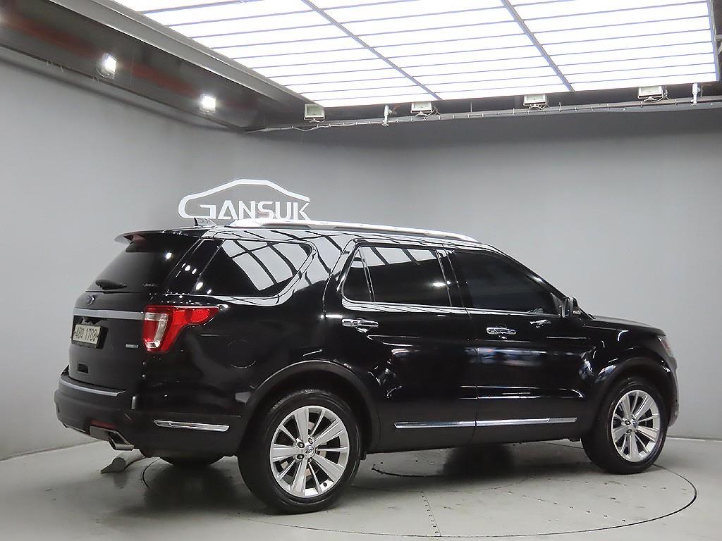 Ford Explorer - Vista 7