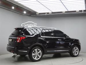 Ford Explorer - Vista 8