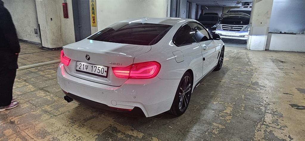 BMW 4 Series - Vista 4