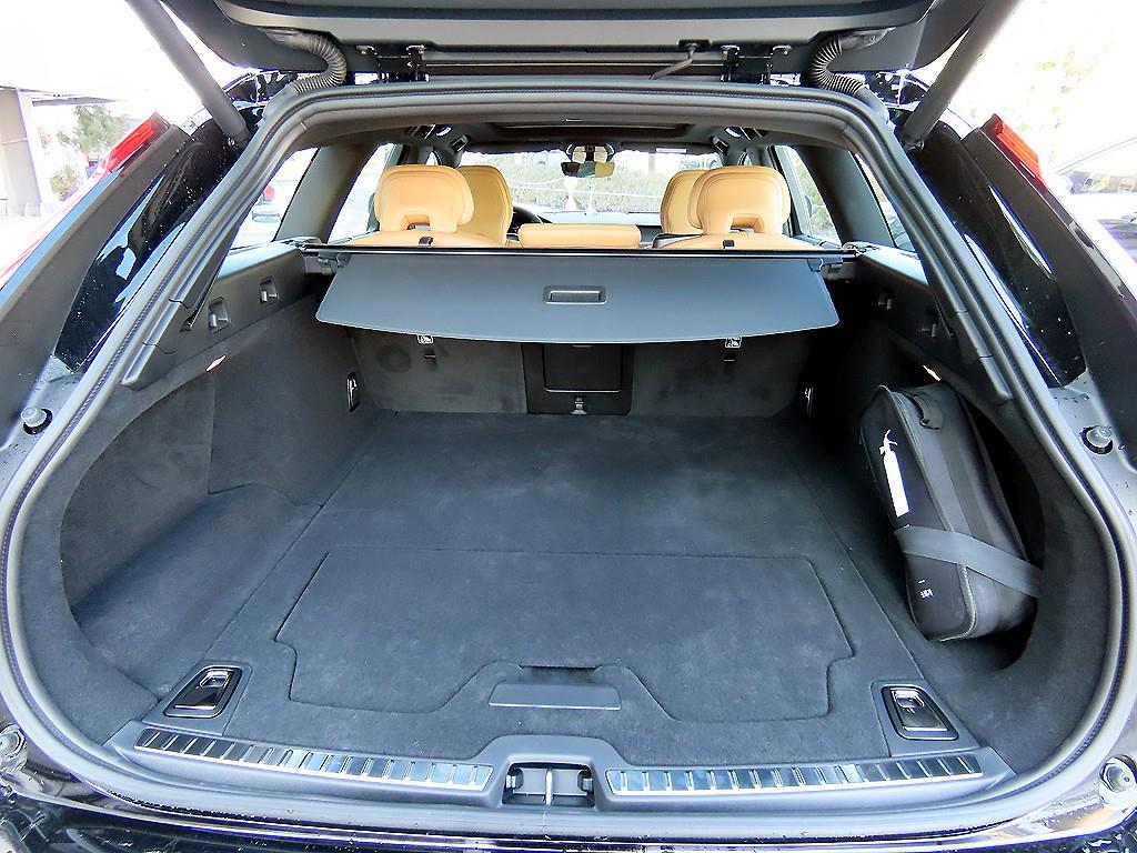 Volvo V90 2025 Negro - Importación desde Corea - HF Imports Iquique - Foto 18