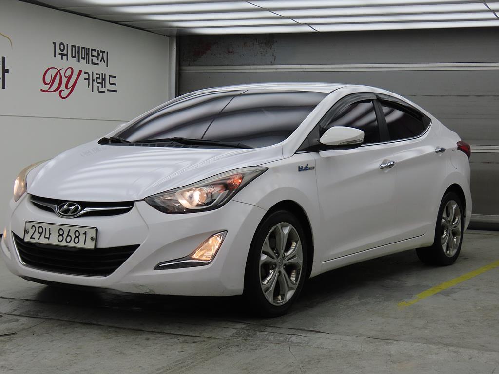 HYUNDAI Avante 2015 Blanco - Importación desde Corea - HF Imports Iquique - Foto 1