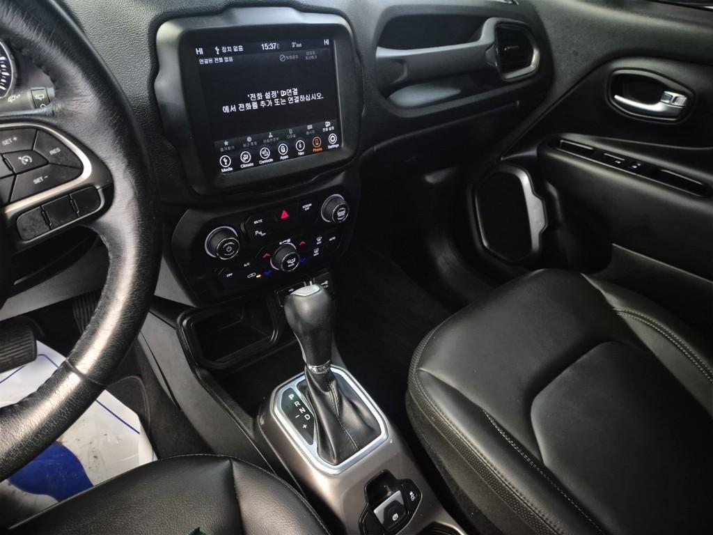 Jeep Renegade - Vista 10