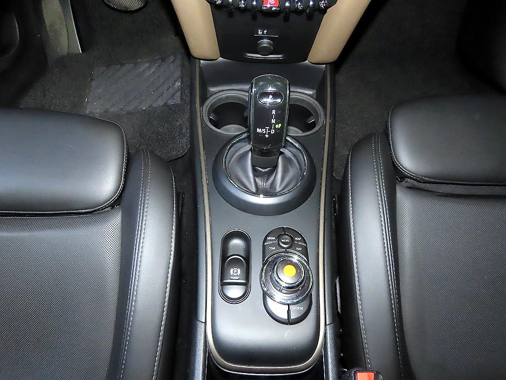 Mini Countryman - Vista 12