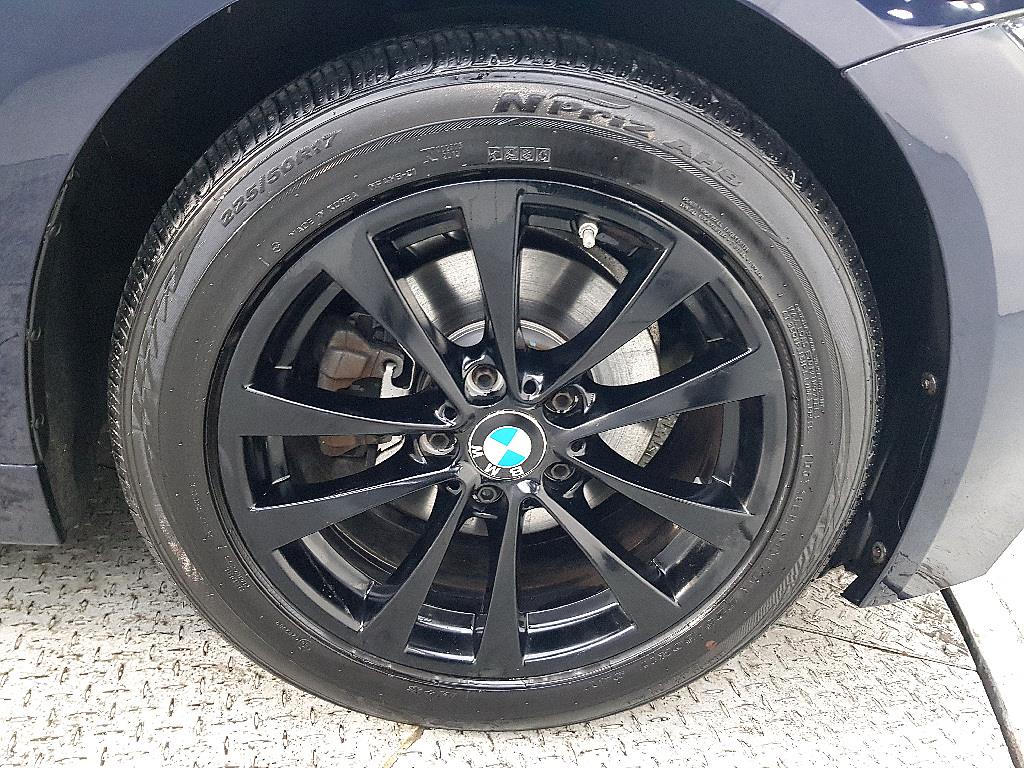 BMW 3 series 2017 Azul - Importación desde Corea - HF Imports Iquique - Foto 20