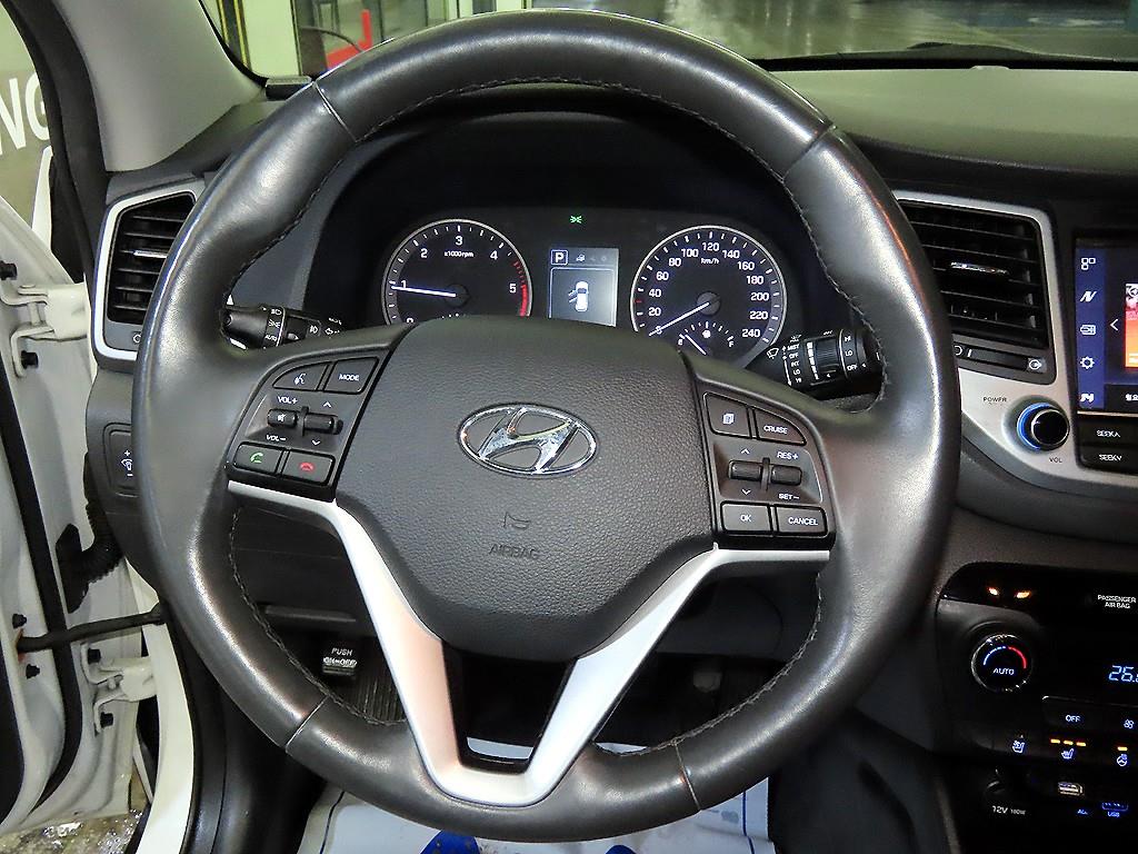HYUNDAI Tucson - Vista 8