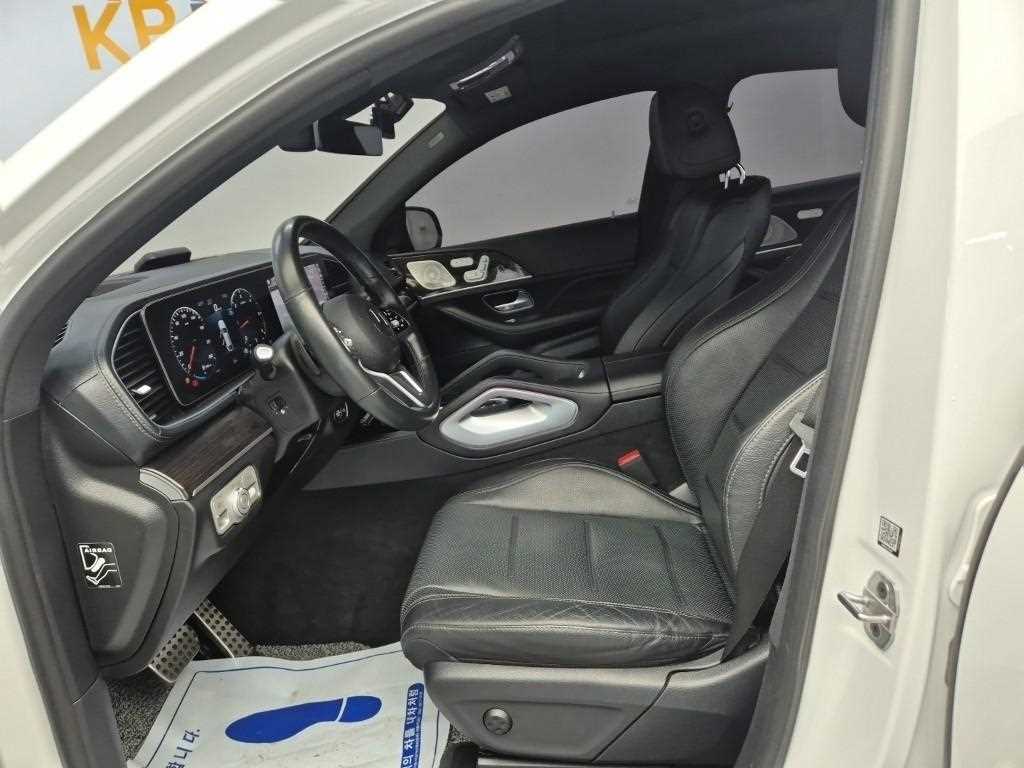 Mercedes Benz GLE Class - Vista 11