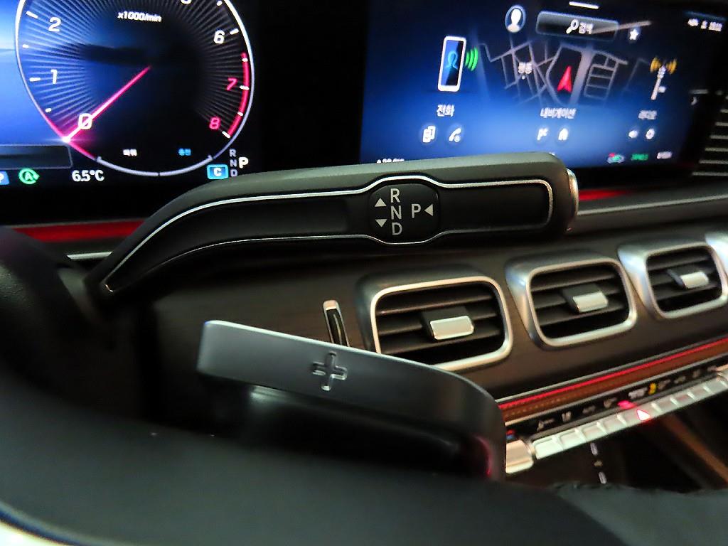 Mercedes Benz GLE Class - Vista 12