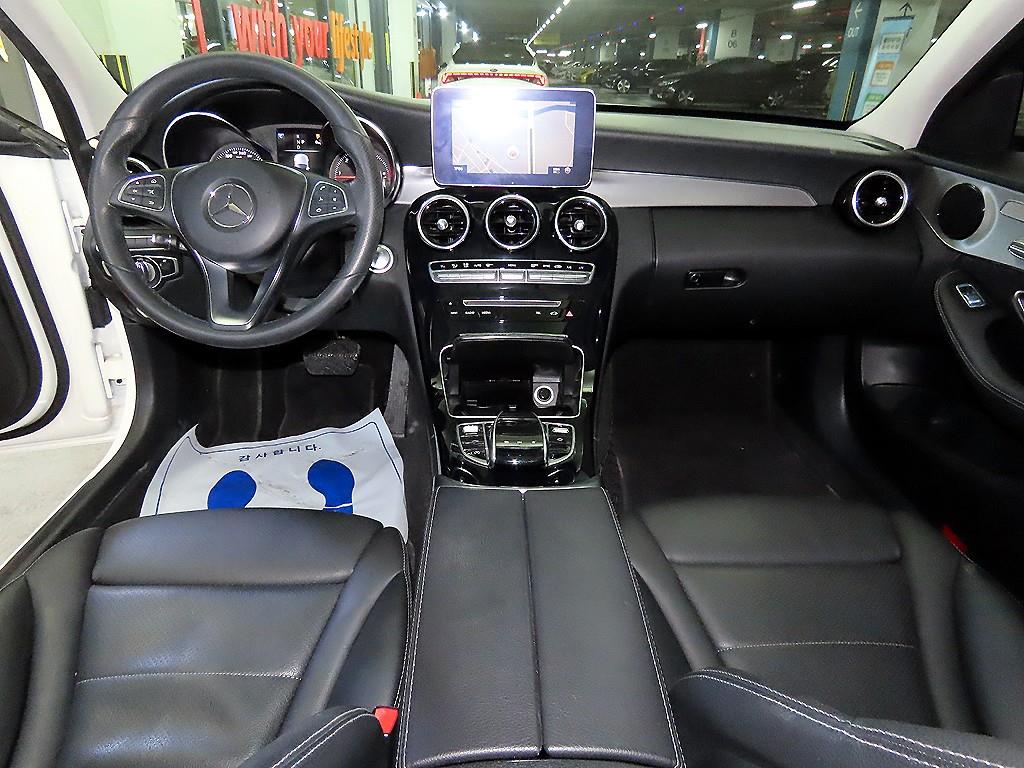 Mercedes Benz C Class - Vista 10