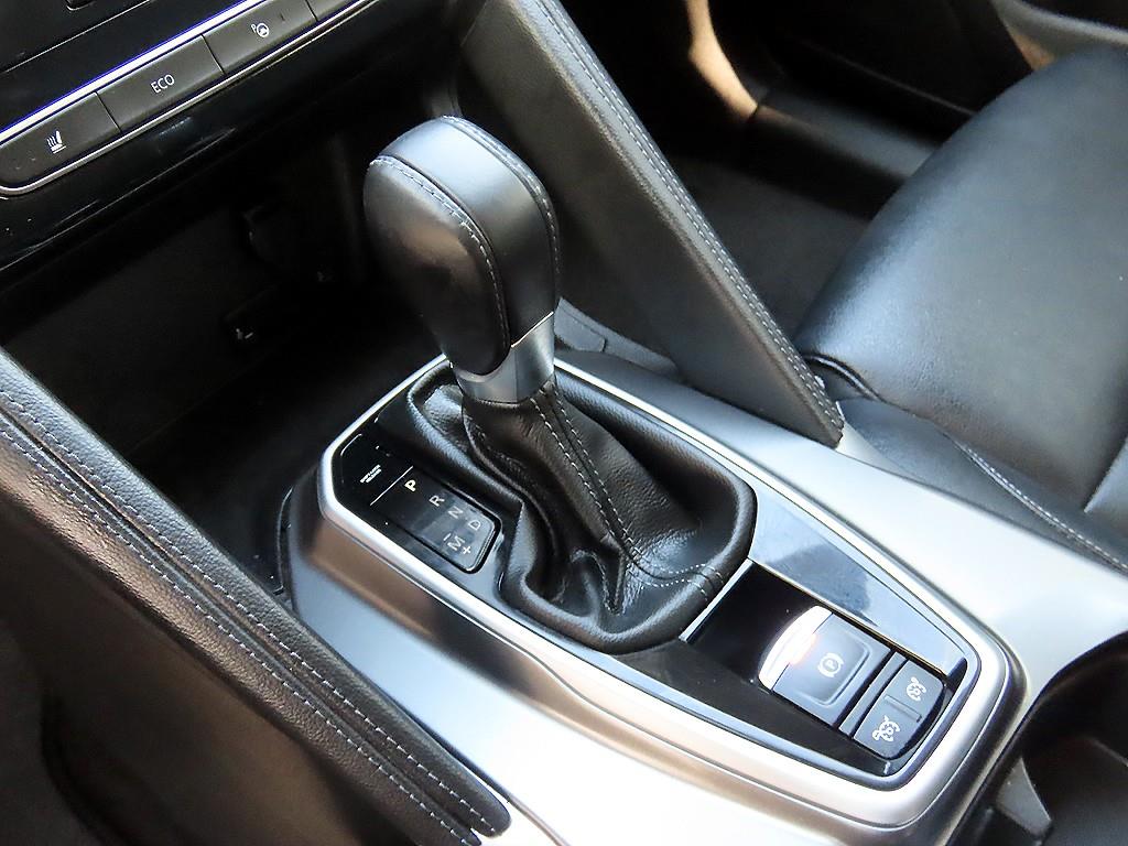 SAMSUNG QM6 - Vista 10