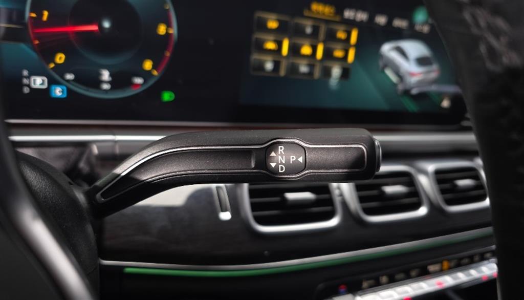 Mercedes Benz GLE Class - Vista 8