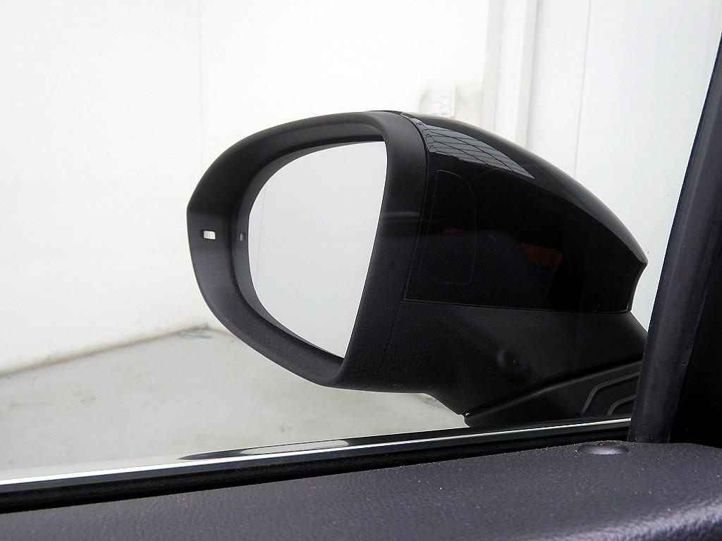 Volkswagen Golf - Vista 6