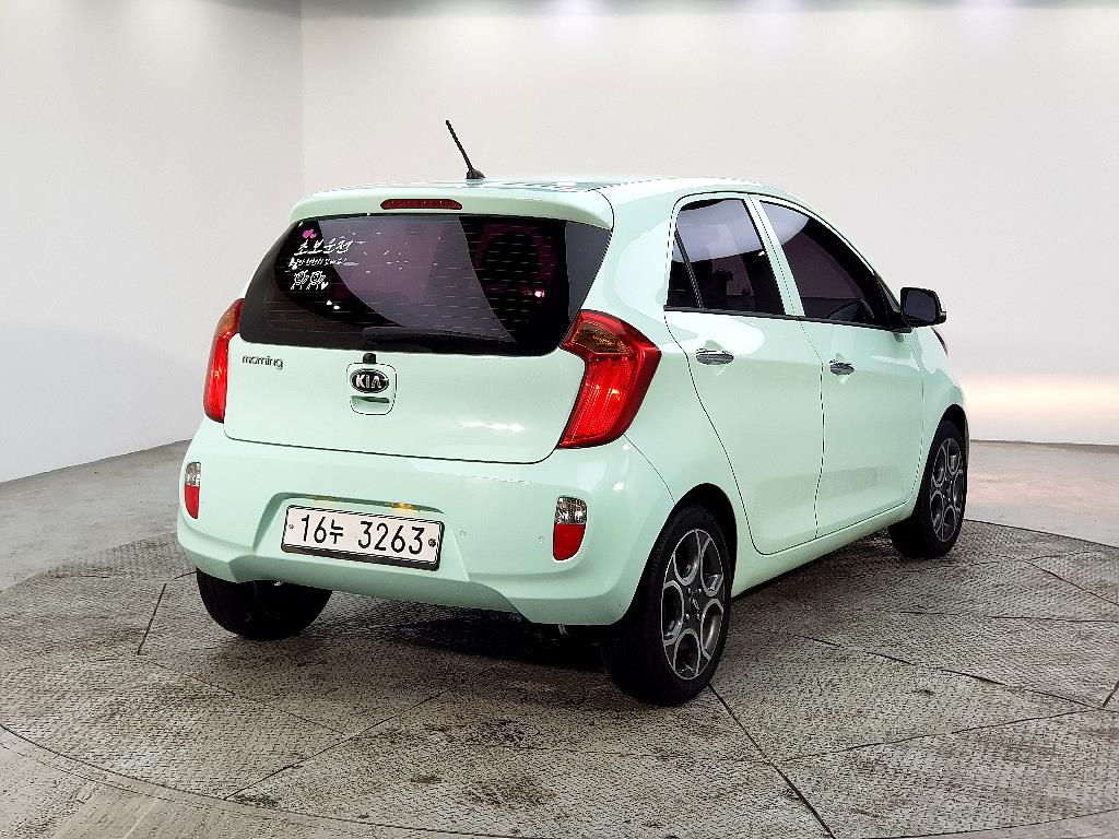 KIA Morning - Vista 4