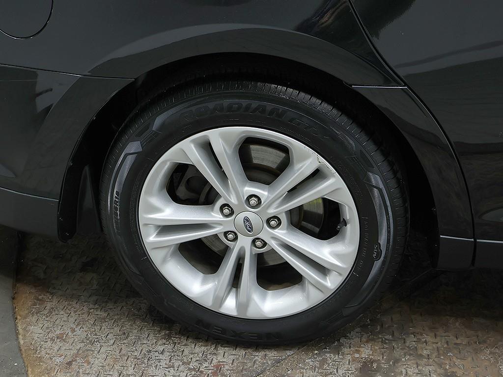 Ford Torus 2015 Negro - Importación desde Corea - HF Imports Iquique - Foto 7