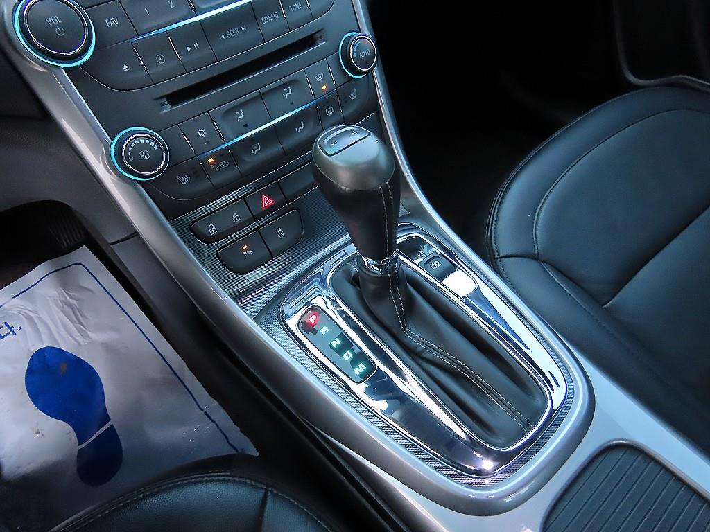 Chevrolet Malibu - Vista 10