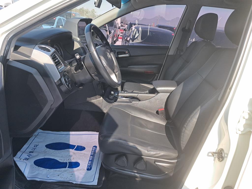 Ssangyong Korando 2017 Blanco - Importación desde Corea - HF Imports Iquique - Foto 15