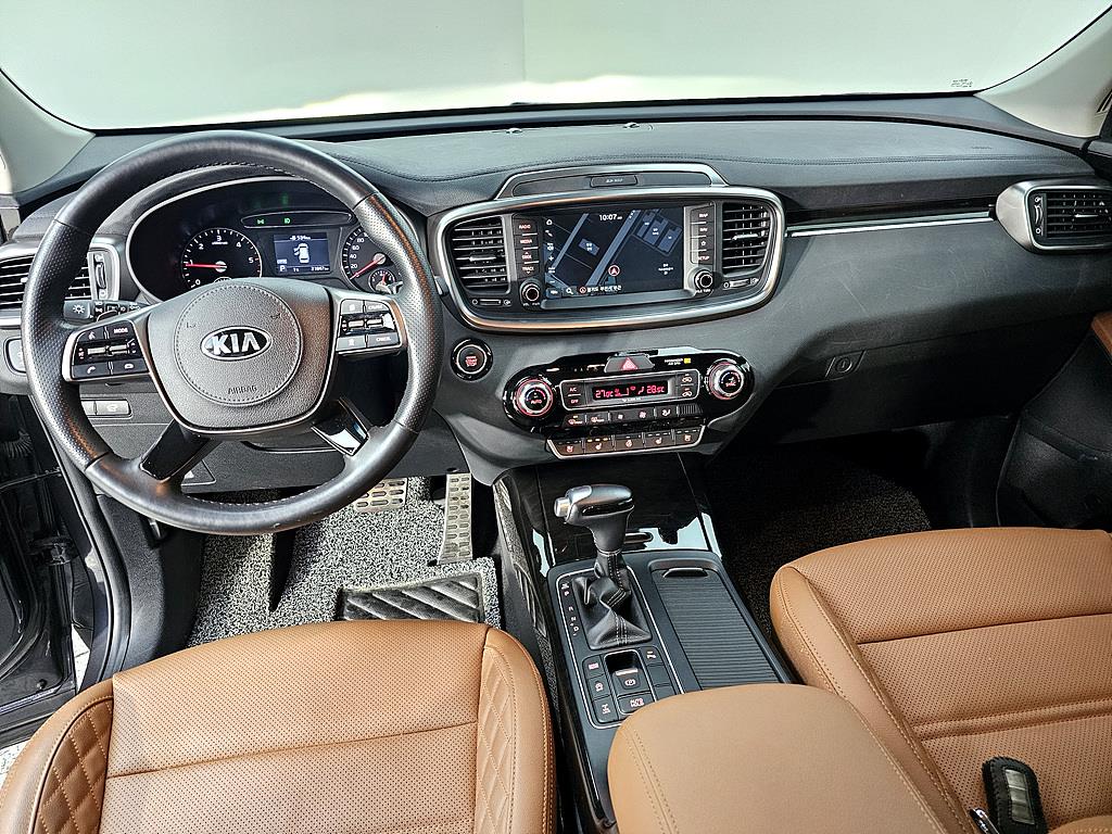 KIA Sorento - Vista 5