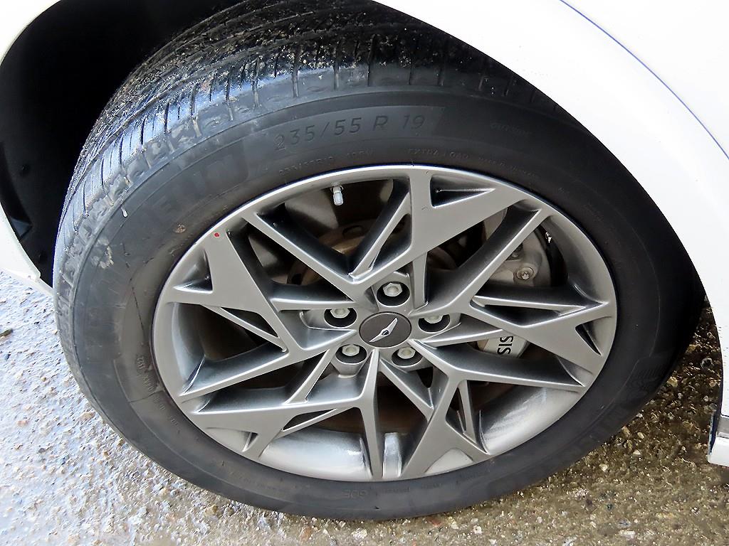 Genesis GV70 2023 Blanco - Importación desde Corea - HF Imports Iquique - Foto 20