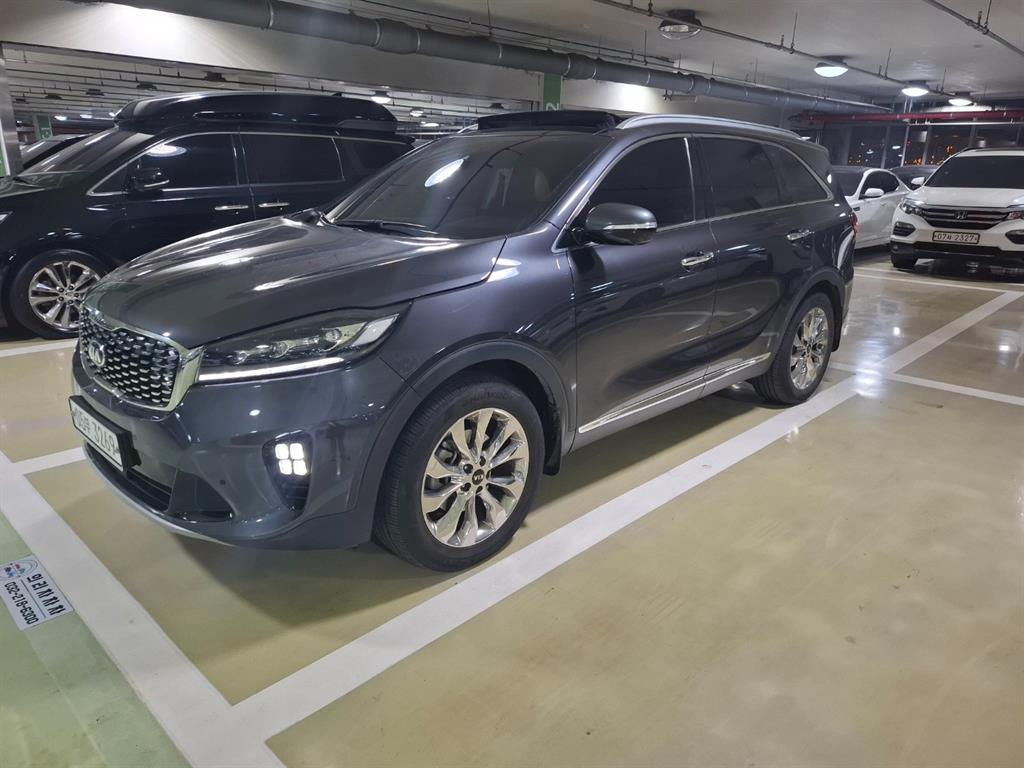 KIA Sorento - Vista 8