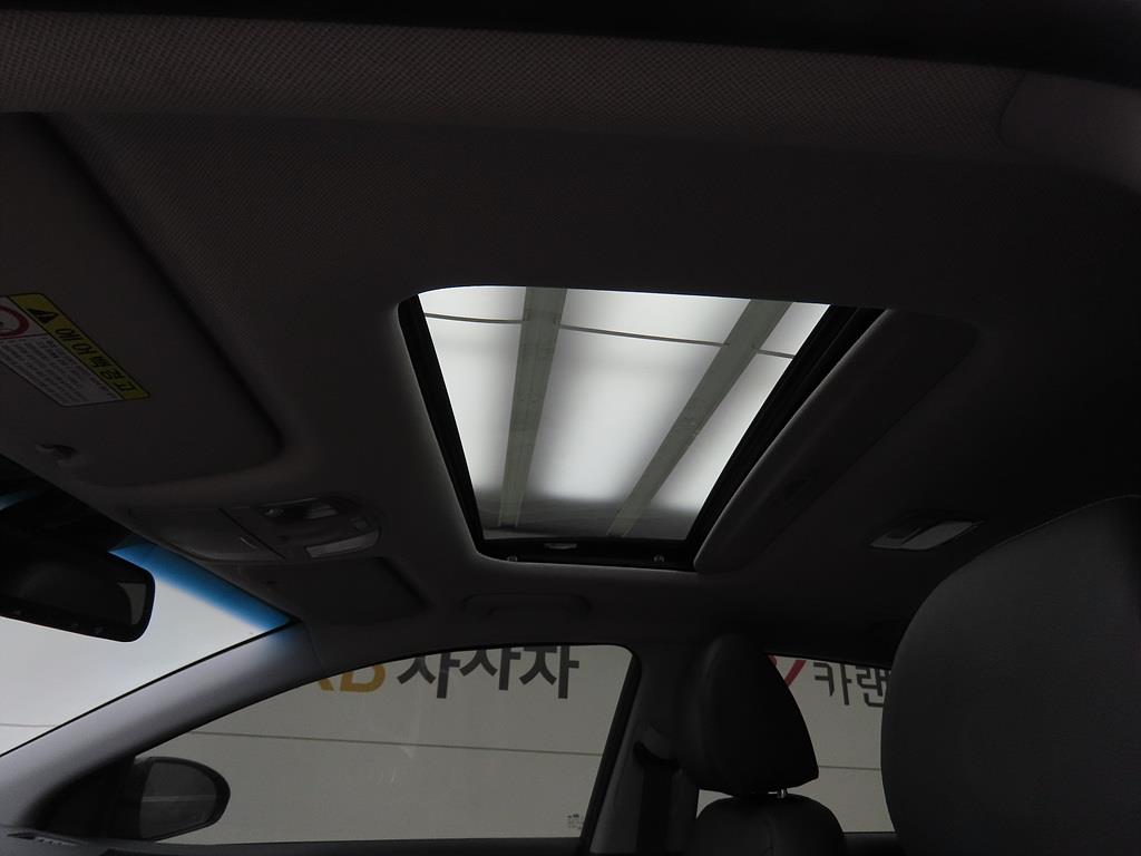 HYUNDAI Ioniq 2017 Gris - Importación desde Corea - HF Imports Iquique - Foto 18