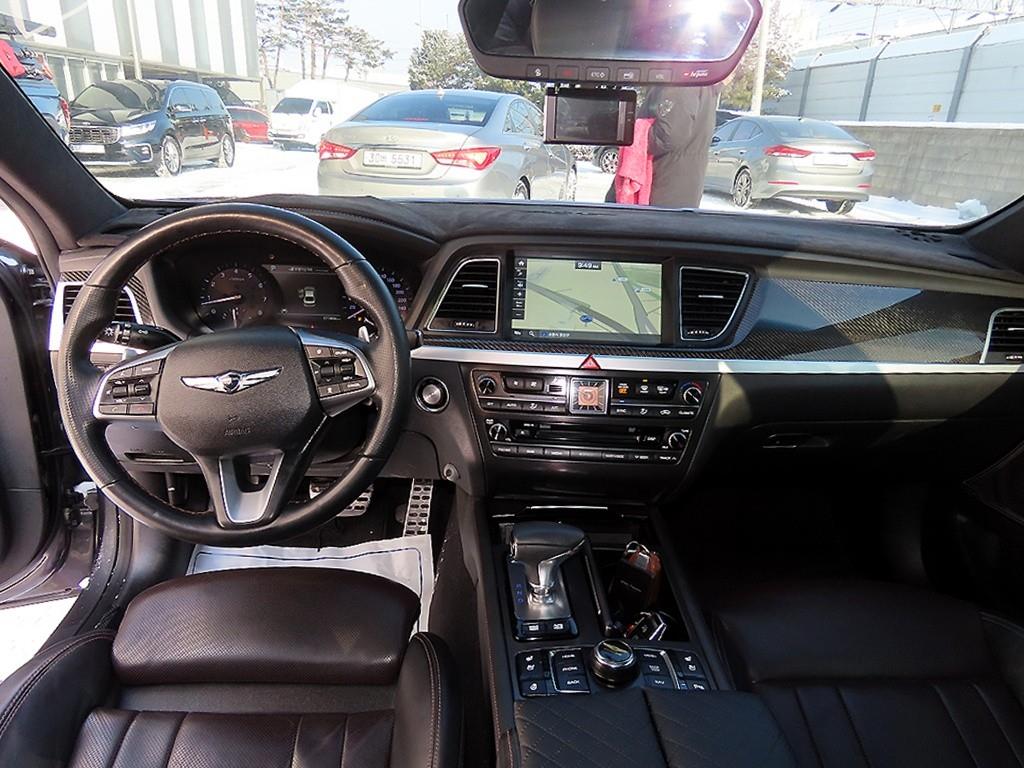 Genesis G80 - Vista 7