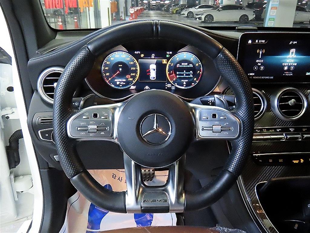 Mercedes Benz GLC Class - Vista 8