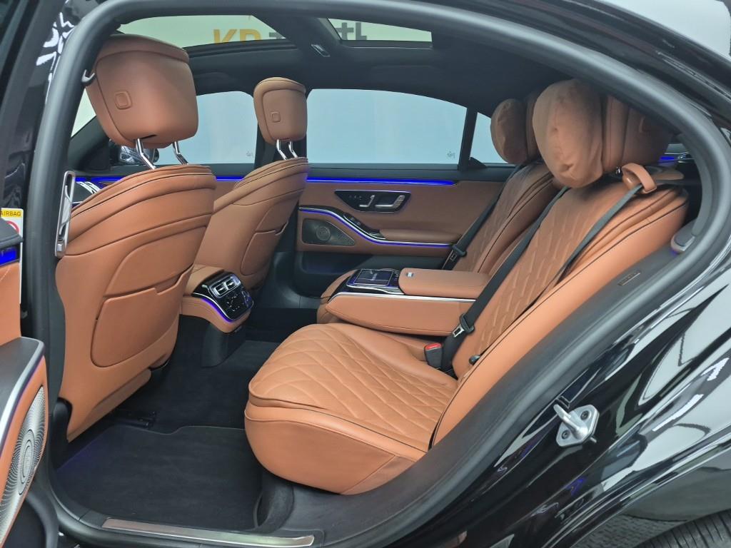 Mercedes Benz S Class - Vista 12