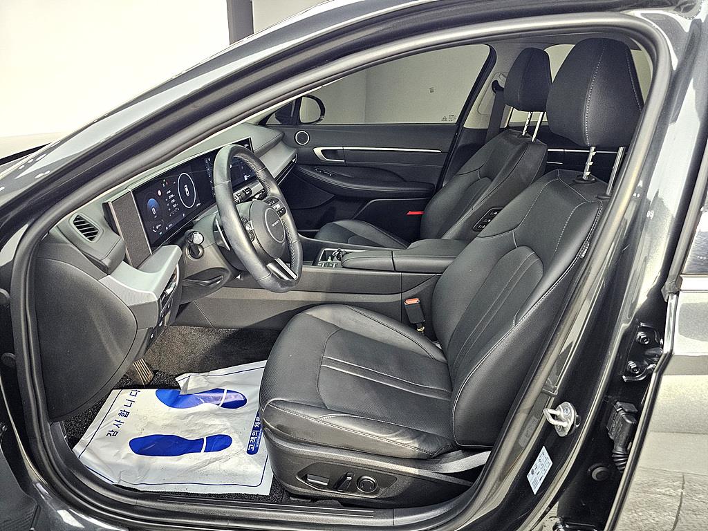 HYUNDAI Sonata - Vista 8