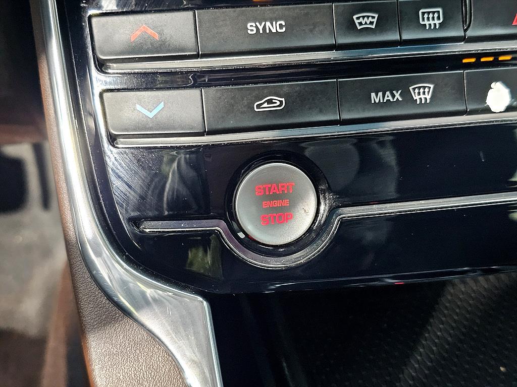 Jaguar XE 2016 Negro - Importación desde Corea - HF Imports Iquique - Foto 13