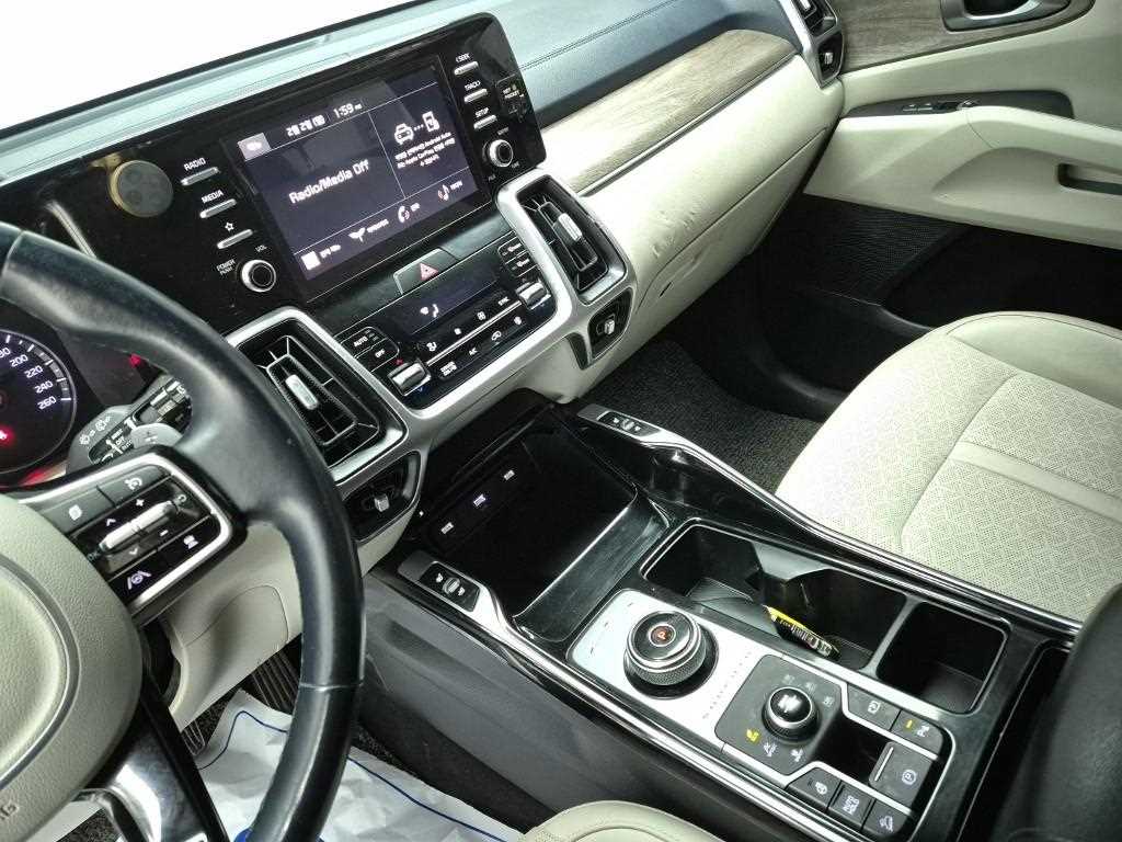 KIA Sorento - Vista 10