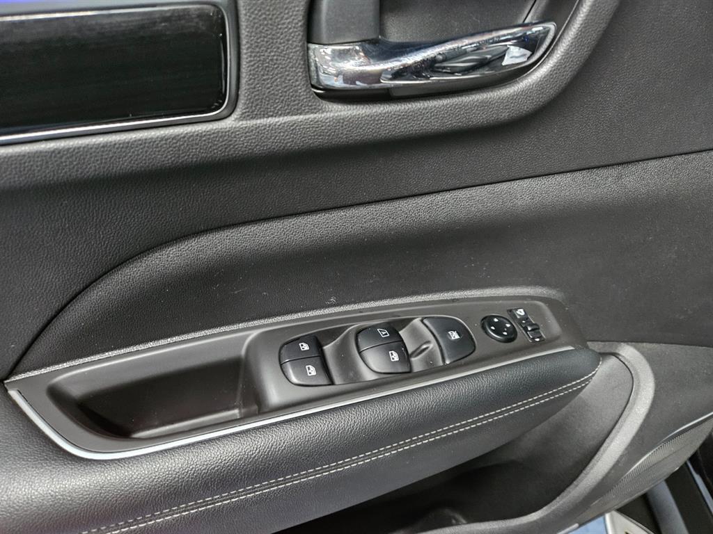 SAMSUNG QM6 2019 Negro - Importación desde Corea - HF Imports Iquique - Foto 14