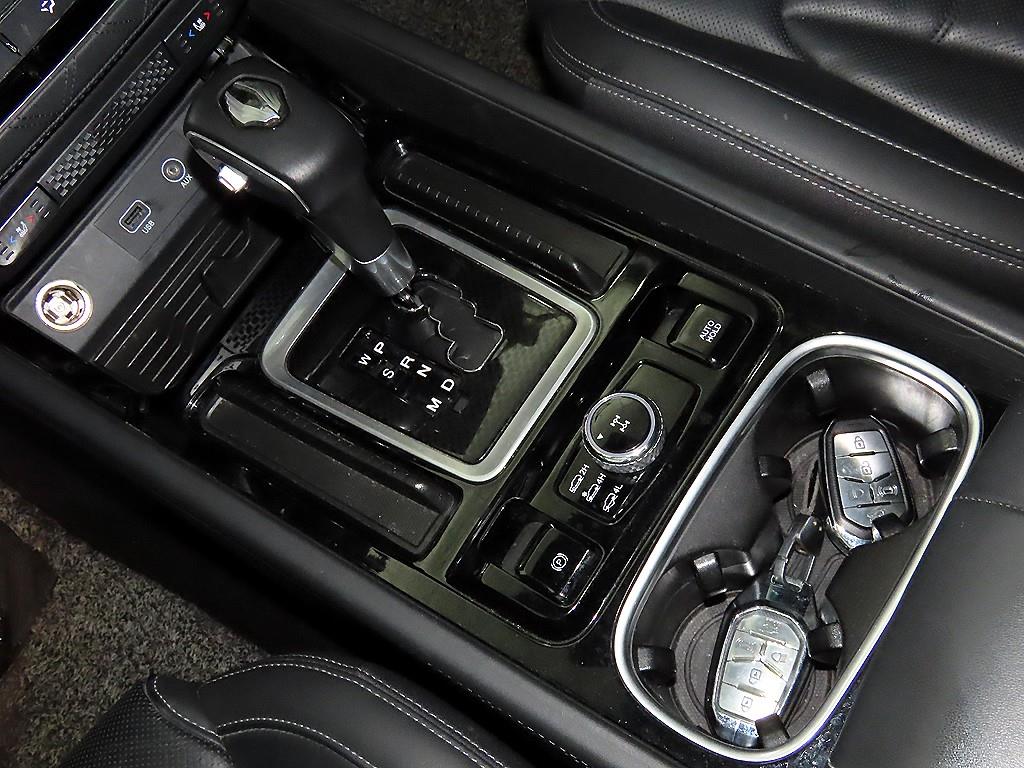 Ssangyong Rexton - Vista 12