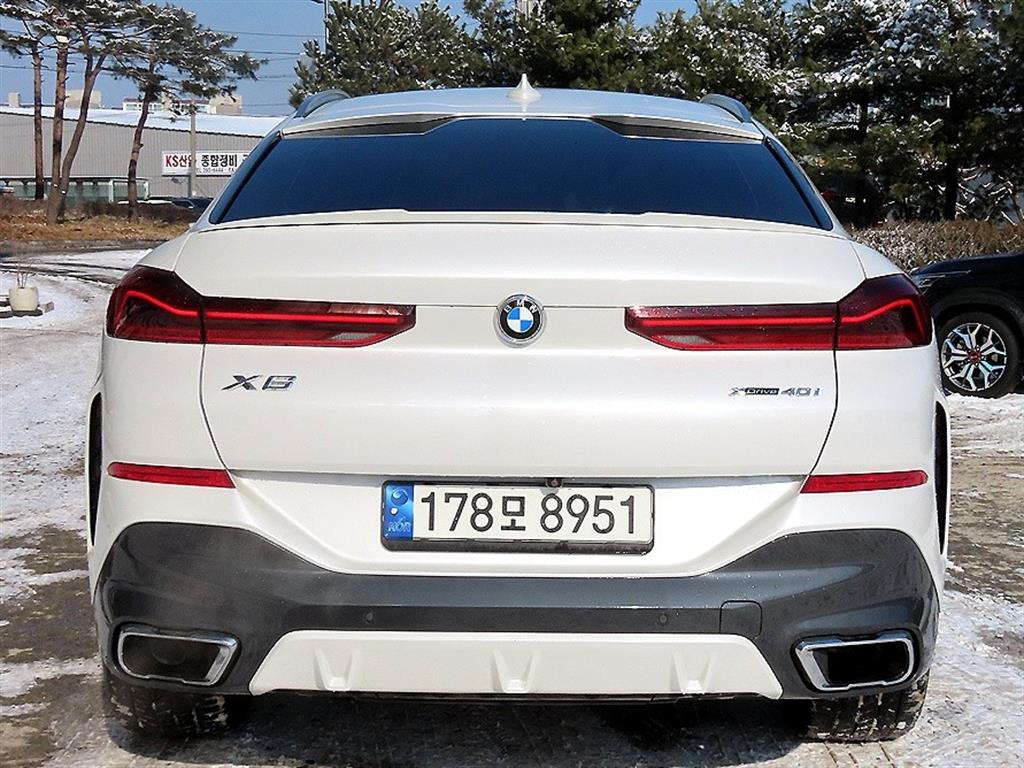 BMW X6 - Vista 4