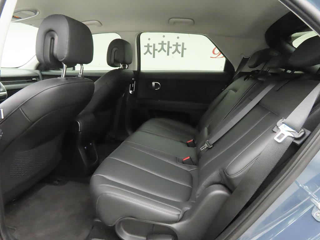 HYUNDAI Ioniq 5 - Vista 6