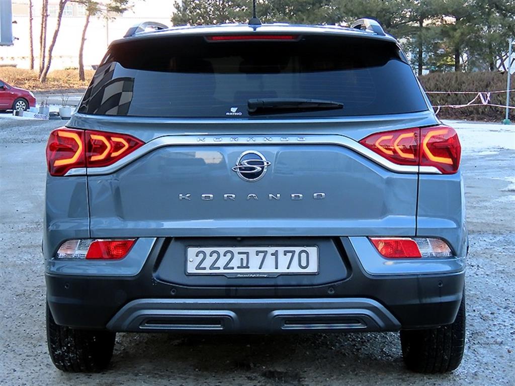 Ssangyong Korando - Vista 4
