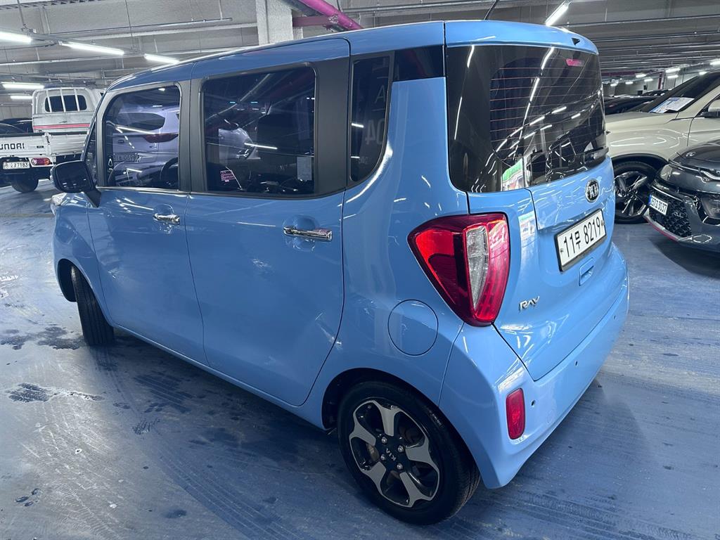 KIA Ray - Vista 4