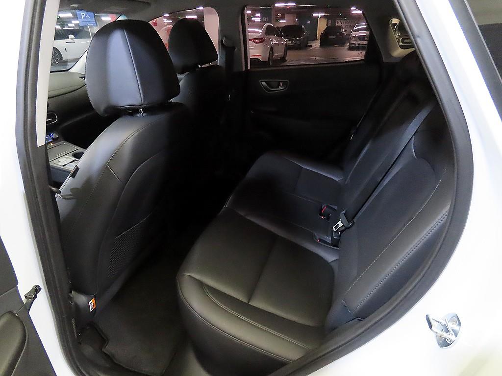 HYUNDAI Kona - Vista 7