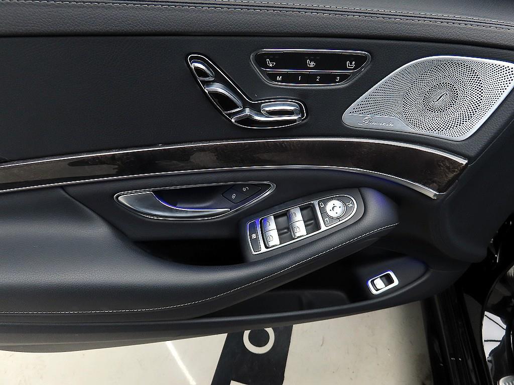 Mercedes Benz S Class - Vista 11