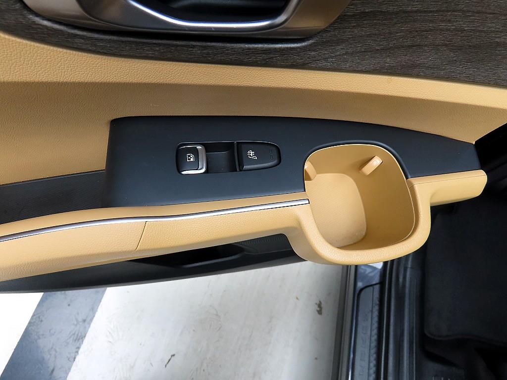 KIA Sorento - Vista 12