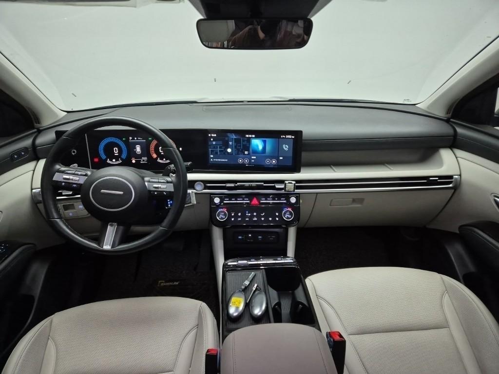 HYUNDAI Tucson - Vista 8