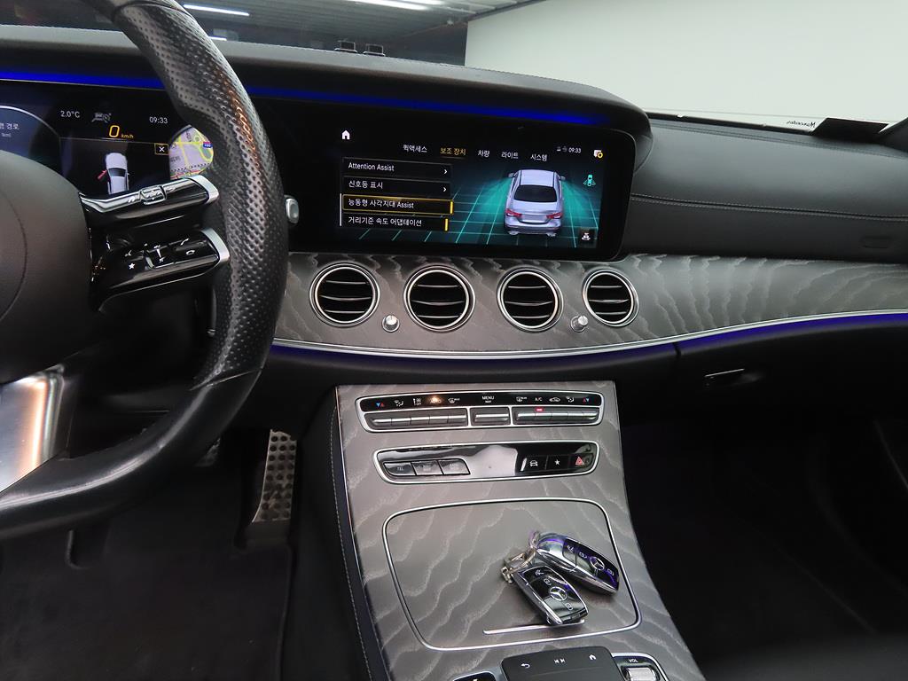 Mercedes Benz E class - Vista 10