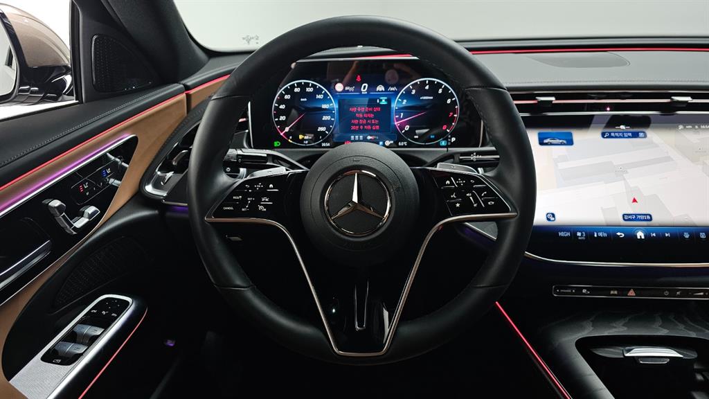 Mercedes Benz E class 2025 Café - Importación desde Corea - HF Imports Iquique - Foto 13