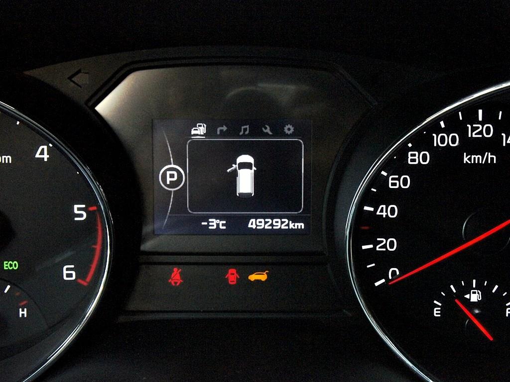 KIA Carnival 2016 Gris - Importación desde Corea - HF Imports Iquique - Foto 9