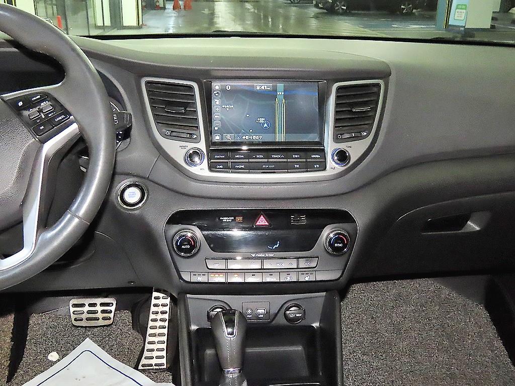 HYUNDAI Tucson - Vista 11