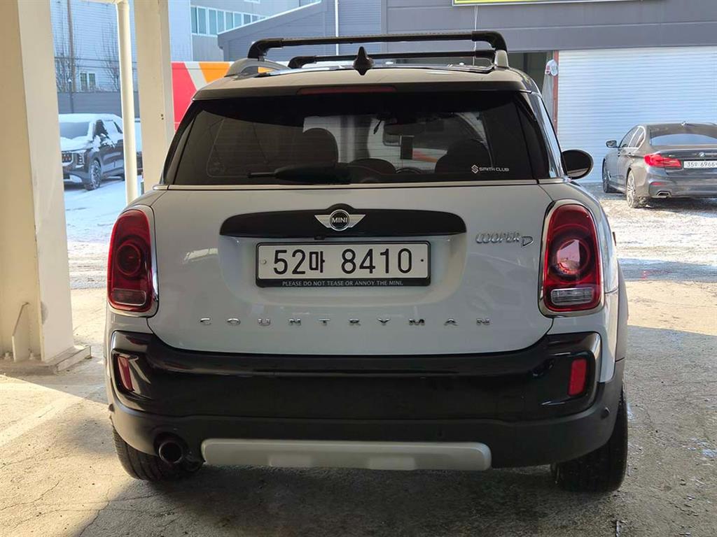 Mini Countryman - Vista 5