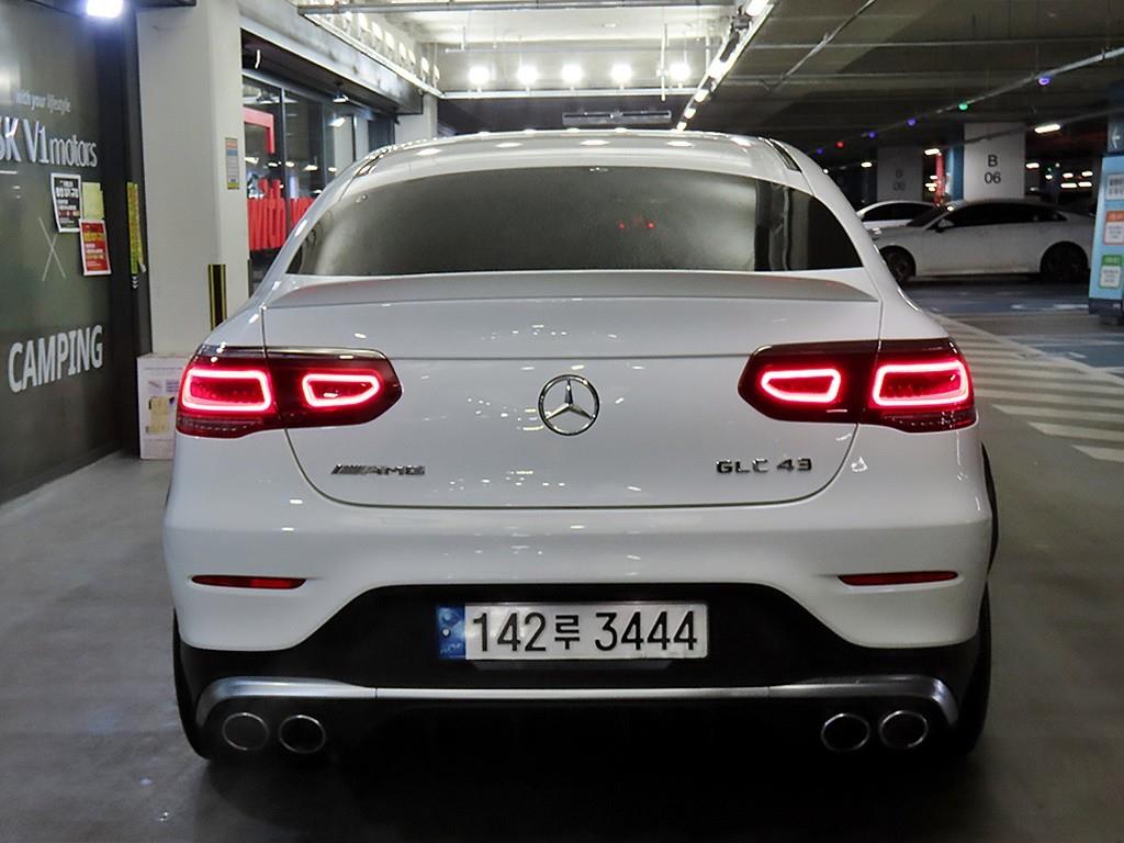 Mercedes Benz GLC Class - Vista 5