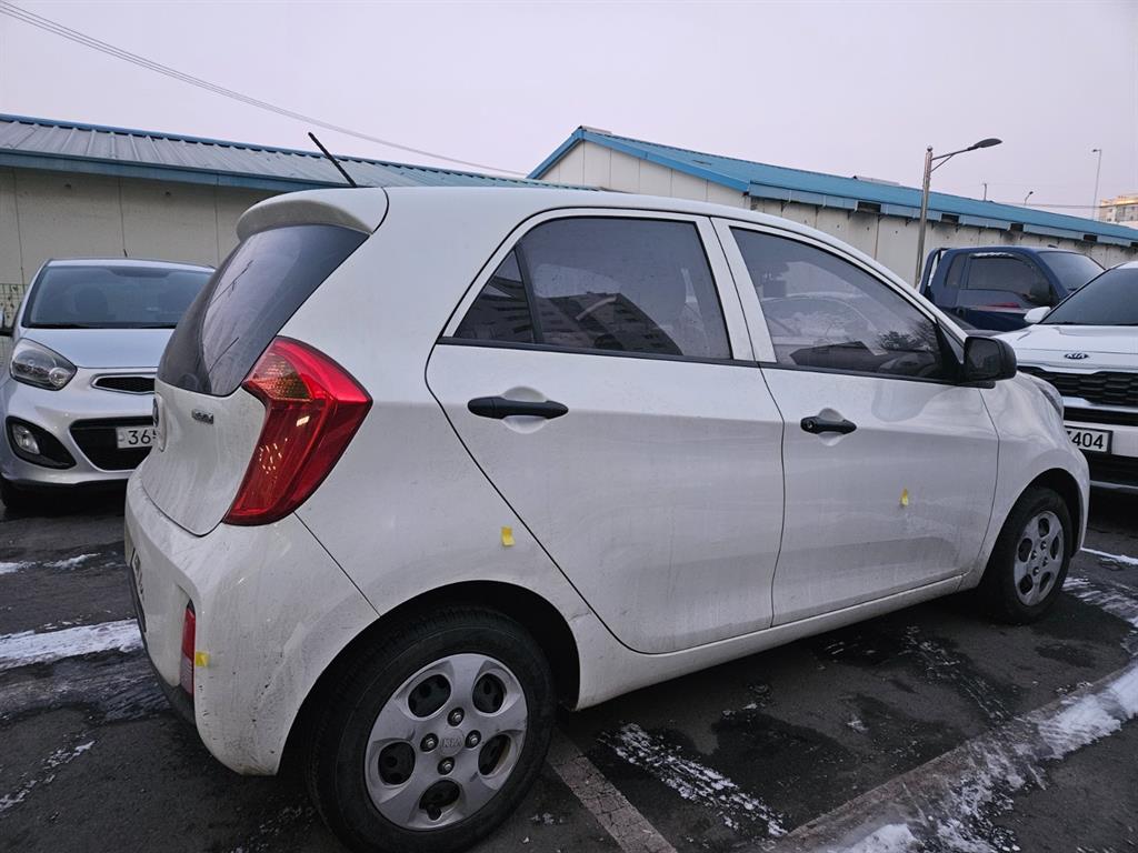 KIA Morning - Vista 4