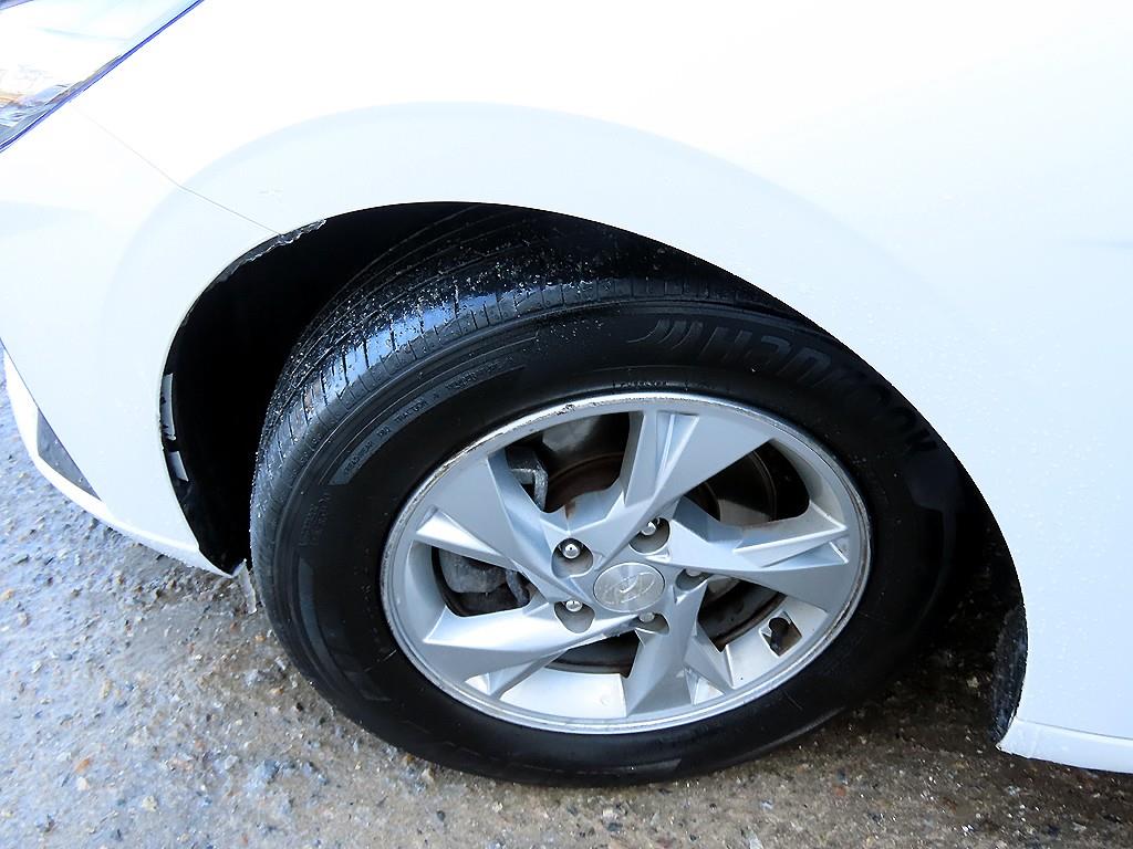 HYUNDAI Avante 2021 Blanco - Importación desde Corea - HF Imports Iquique - Foto 18